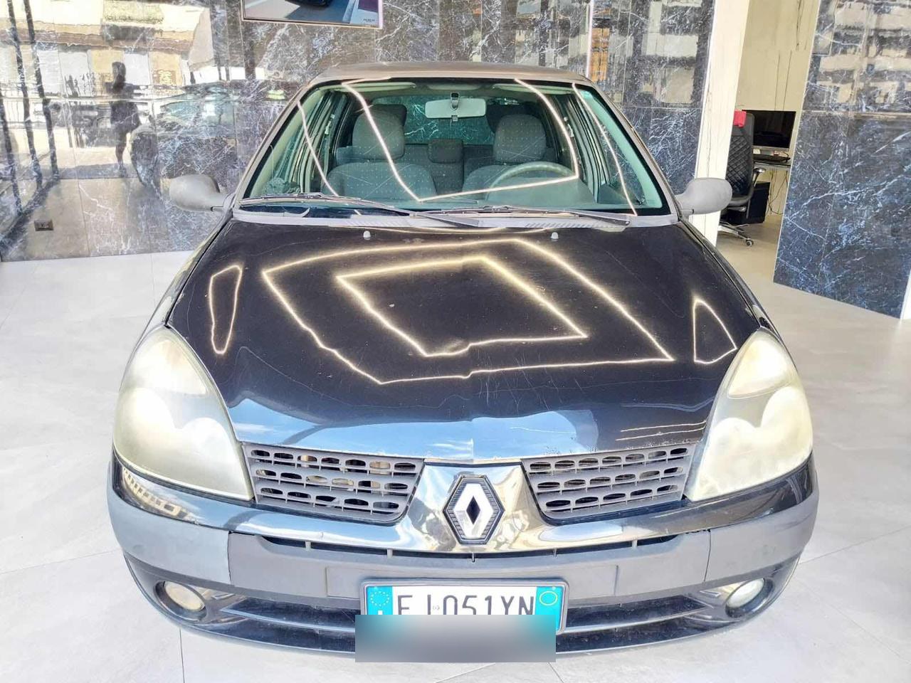 RENAULT Clio