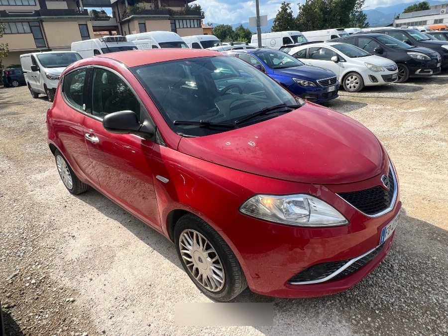 Lancia  Ypsilon 